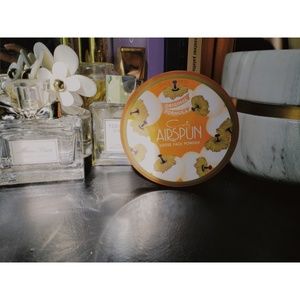 Airspun Loose Face Powder + Free Lip Smacker